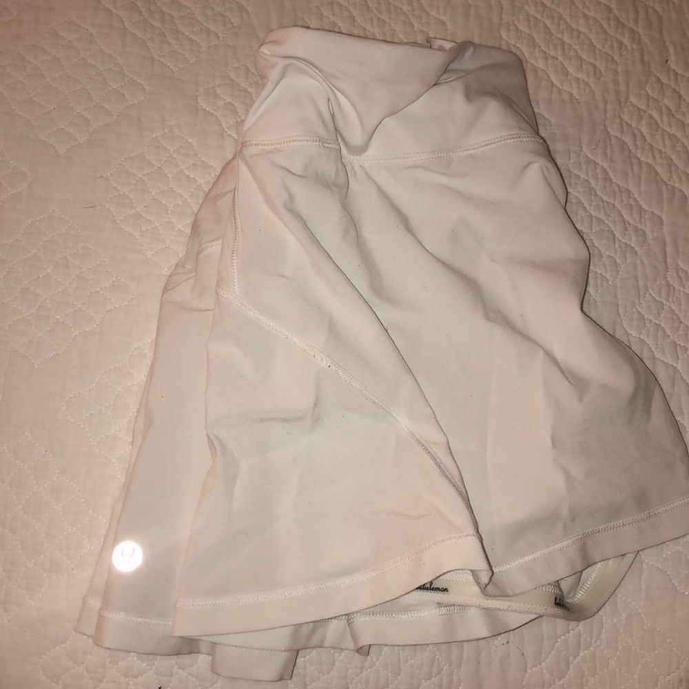 Lulu🍋 pace rival skirt